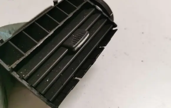 Opel Zafira B Dash center air vent grill 13144399