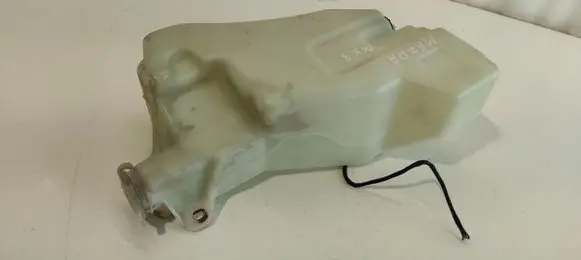 Mazda MX-3 Windshield washer fluid reservoir/tank 860141213