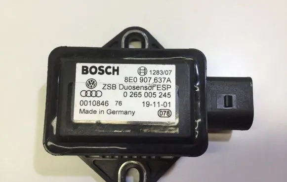 Volkswagen PASSAT B5 ESP (stability system) control unit 8E0907637A