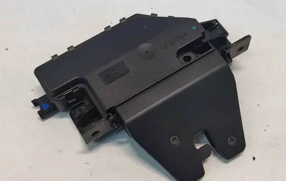 BMW 3 E92 E93 Tailgate lock latch 51247840617 51248196401