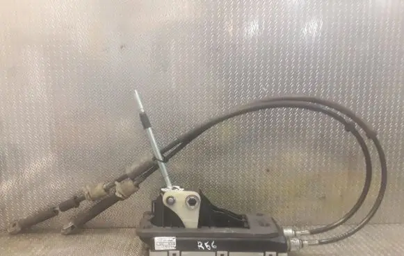 Mini One - Cooper Coupe R56 Gear shifter/selector 2753170