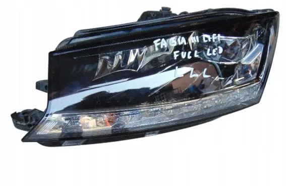 Skoda Fabia Mk3 (NJ) Headlight/headlamp 6V1941015E