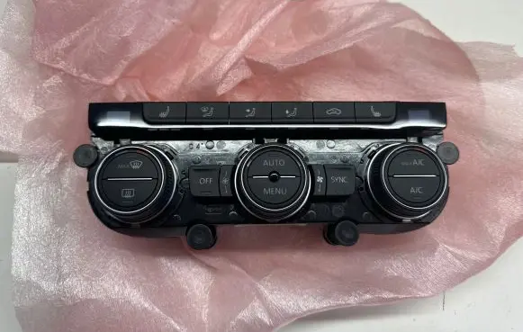 Volkswagen Golf VII Climate control unit 5G0907044FD 5HB01267057