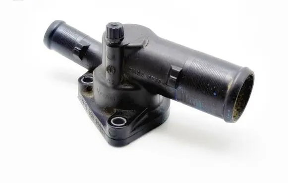 Renault Clio III Thermostat housing 8200660882