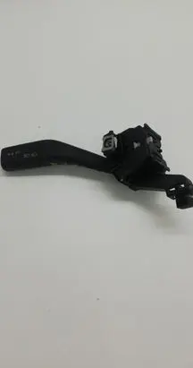 Volkswagen PASSAT B6 Indicator stalk 1K0953513
