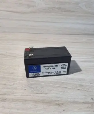 Mercedes-Benz R W251 Car battery N000000004039 AL35490