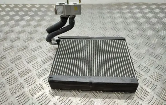 Air conditioning (A/C) radiator (interior)
