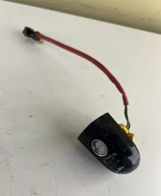 KIA Sportage Front door lock (next to the handle) 