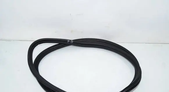 BMW 7 G11 G12 Front door rubber seal 7454424 51727454424