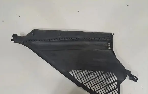 BMW 4 F32 F33 Wiper trim 9353043 7265119