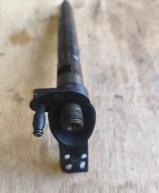 Audi Q7 4L Fuel injector 059130277AH 070115 0445115