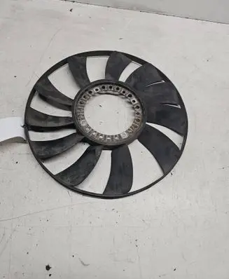 Audi A4 S4 B5 8D Fan impeller 058121301B
