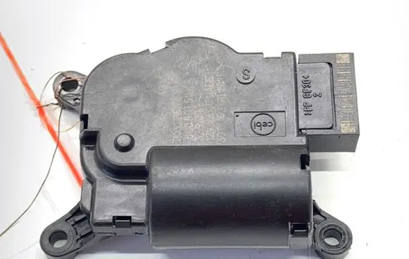 Audi A3 S3 8V Air flap motor/actuator 5Q0907511K