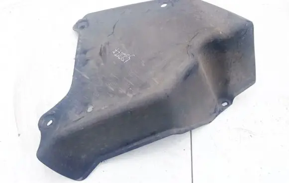 Audi A5 8T 8F Engine splash shield/under tray 8k0825219a