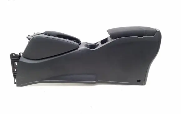 Nissan Qashqai Armrest
