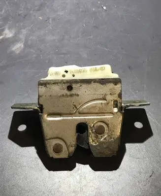 Mercedes-Benz B W245 Tailgate/trunk/boot lock/catch/latch A1697400035