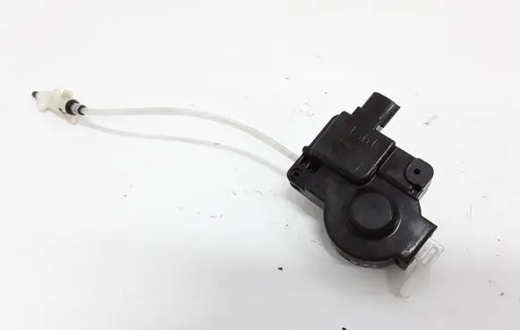 Fuel tank cap lock motor