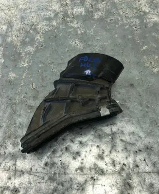 Ford Focus Air intake duct part AV61-9A675-AD
