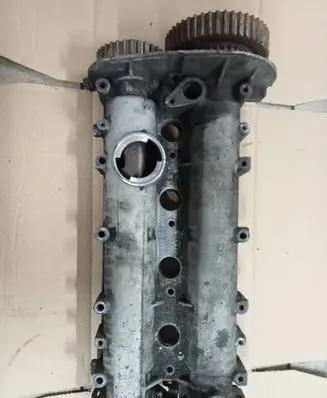 Volkswagen Golf IV Rocker cam cover 036103475N