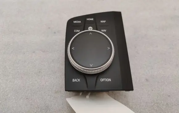 BMW 3 G20 G21 Head unit multimedia control 5A1D044