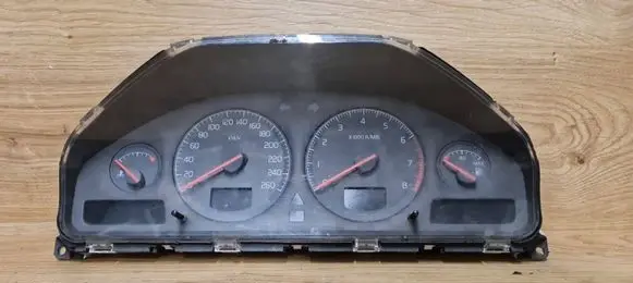 Volvo S80 Speedometer (instrument cluster) 9472449