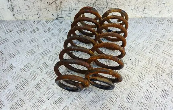 BMW 5 E39 Rear coil spring