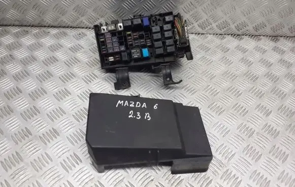 Mazda 6 Fuse box set