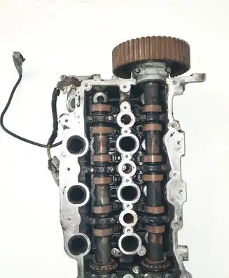 Jaguar XF X250 Engine head 4R8Q6C064AH 4R8Q6C064