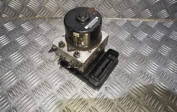 Volkswagen Touran I ABS Pump 1K0907379AC 1K0614517AE