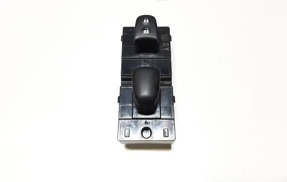 Nissan Juke II F16 Electric window control switch 231223SN1