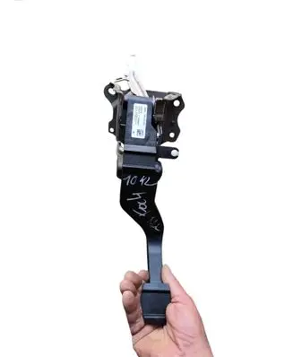 Ford Focus Clutch pedal JX617B633NC BQ6FA 17468M01