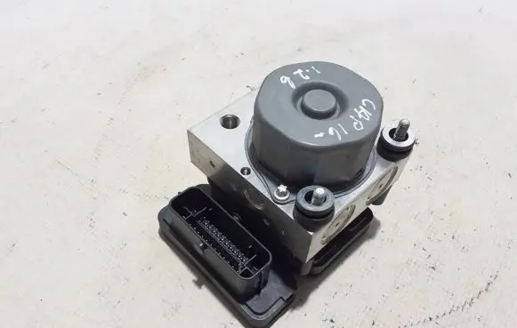 Renault Captur ABS Pump 476601203R