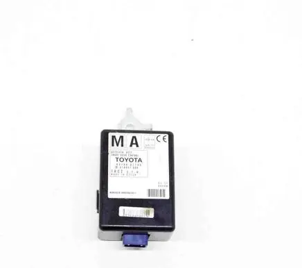 Toyota Auris E180 Door central lock control unit/module 61B657000 8974002100