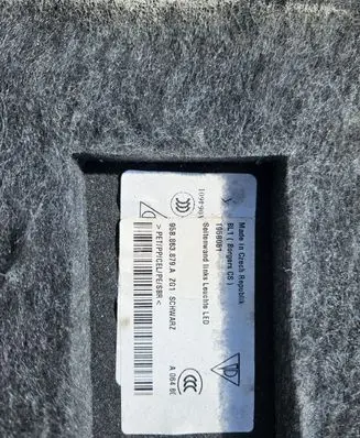 Porsche Macan (95B) Trunk/boot lower side trim panel 95B863879A T95B051