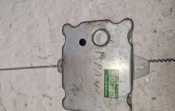 Nissan Patrol Y61 Engine control unit/module ECU 11069c9600