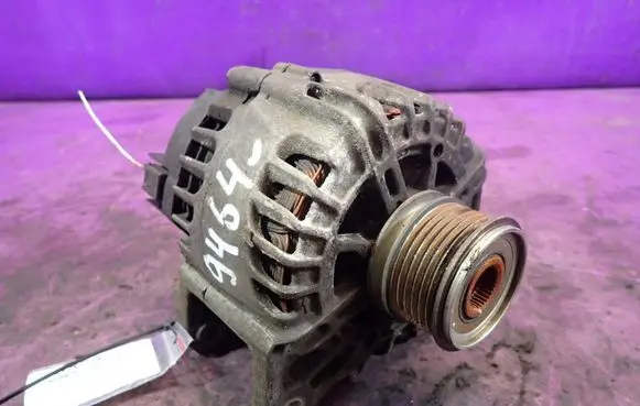 Renault Megane III Generator/alternator 