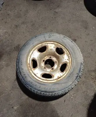 Suzuki Grand Vitara I R16 spare wheel 