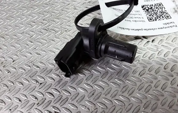 Mercedes-Benz E W210 Camshaft position sensor 0232103048