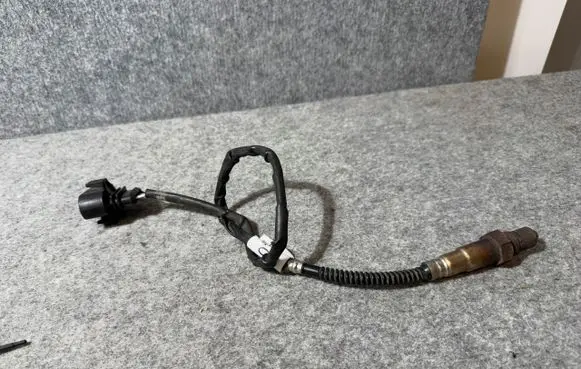 Audi A6 S6 C5 4B Lambda probe sensor