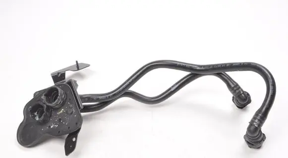 Volvo XC60 Engine coolant pipe/hose 32138001