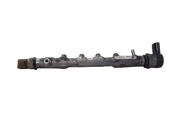 Volkswagen PASSAT B7 Fuel main line pipe 03L130089J