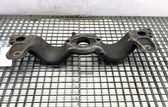 Audi A4 S4 B6 8E 8H Gearbox mount 
