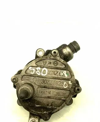 Volvo S80 Vacuum pump 30731825