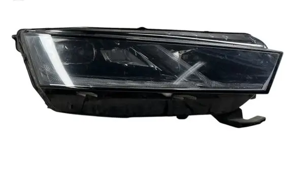 Skoda Octavia Mk4 Headlight/headlamp 5E4941016A 0301118234AB LE18A6419