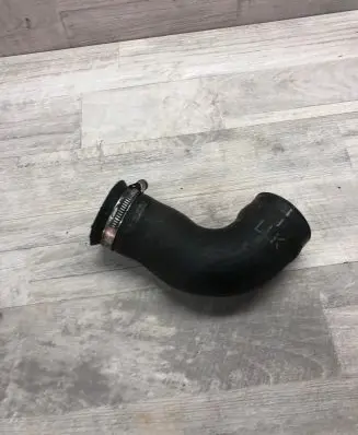 Audi A4 S4 B7 8E 8H Intercooler hose/pipe 8E0145837G 115684