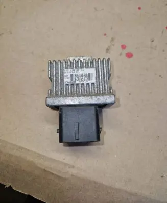 Peugeot Expert Glow plug pre-heat relay AV6112A343BA