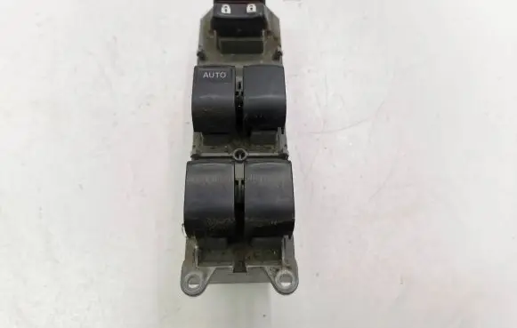 Toyota Auris 150 Electric window control switch 192835