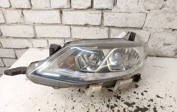 Nissan Pulsar Headlight/headlamp 260603ZL0A 10018068