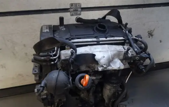 Volkswagen PASSAT B6 Engine BKPVW