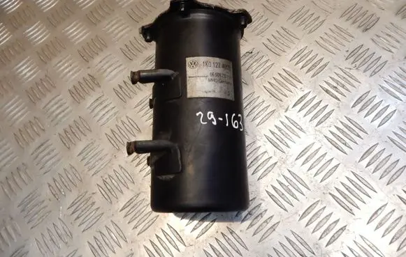 Volkswagen Touran I Fuel filter housing 1K0127400B 1K0127400 29163